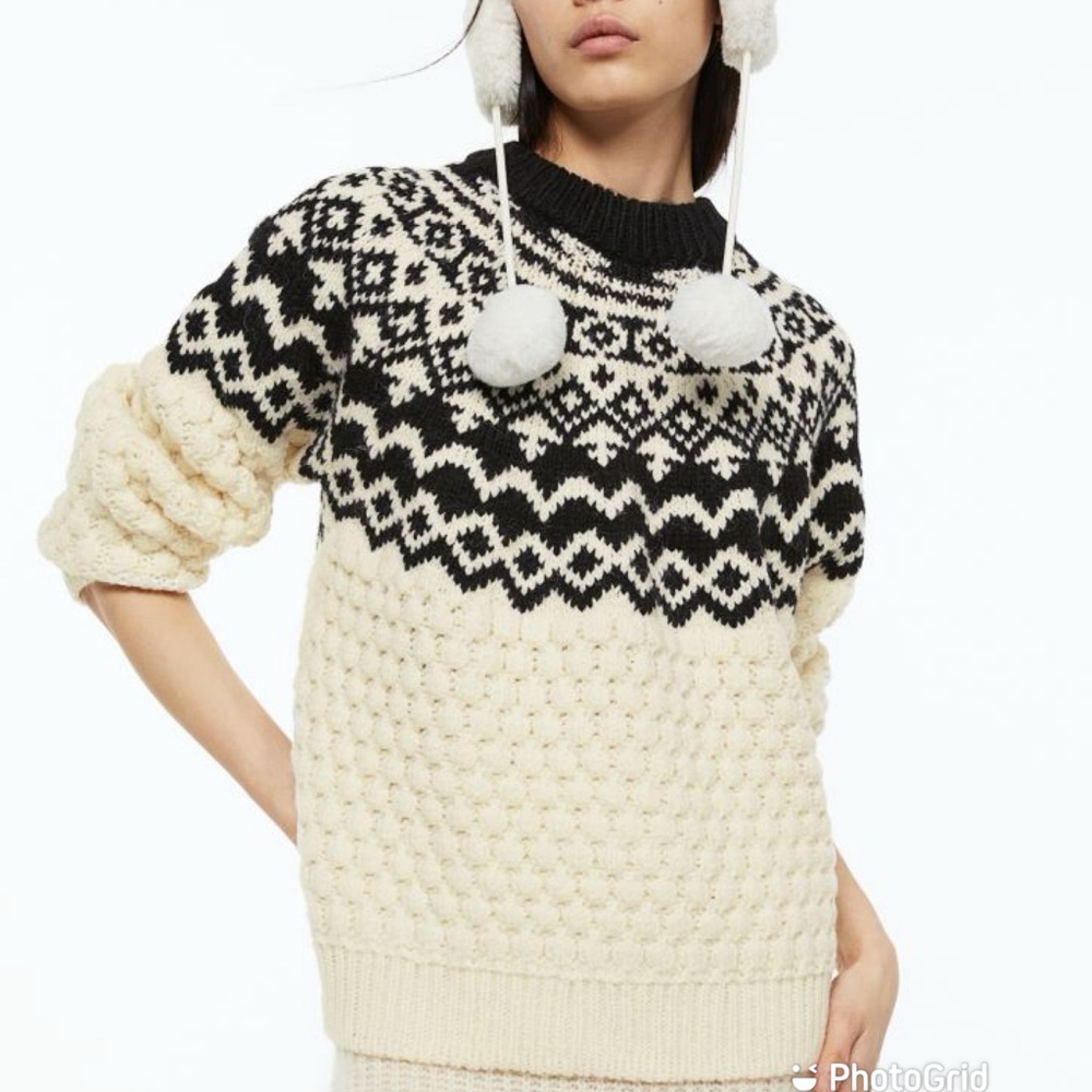 H&M Textured Knit Sweater